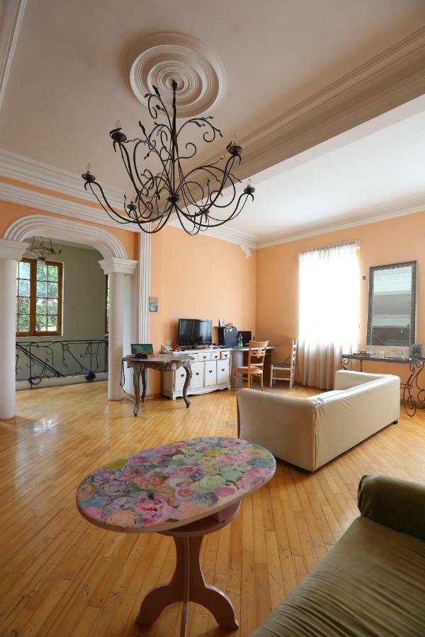 Guest House One Two Three Tbilisi Exterior foto